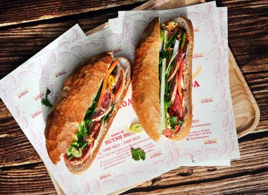 BBC Travel: Đi Tìm Linh Hồn Sài Gòn Qua Hương Vị Bánh Mì